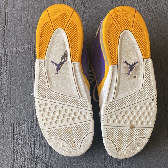 Jordan Big Fund Lakers - Picture 4 of 6